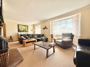 Photo 16- click for photo gallery